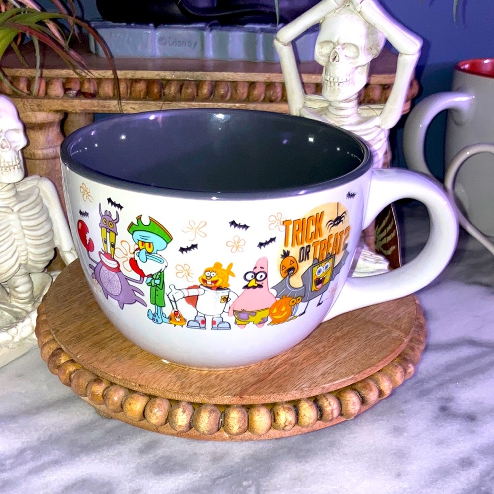 Sponge bob square pants trick or treat mug